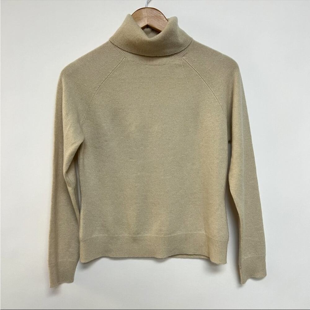 100% Cashmere Turtleneck Sweater 1990s Vintage Beige Cream Valerie Stevens